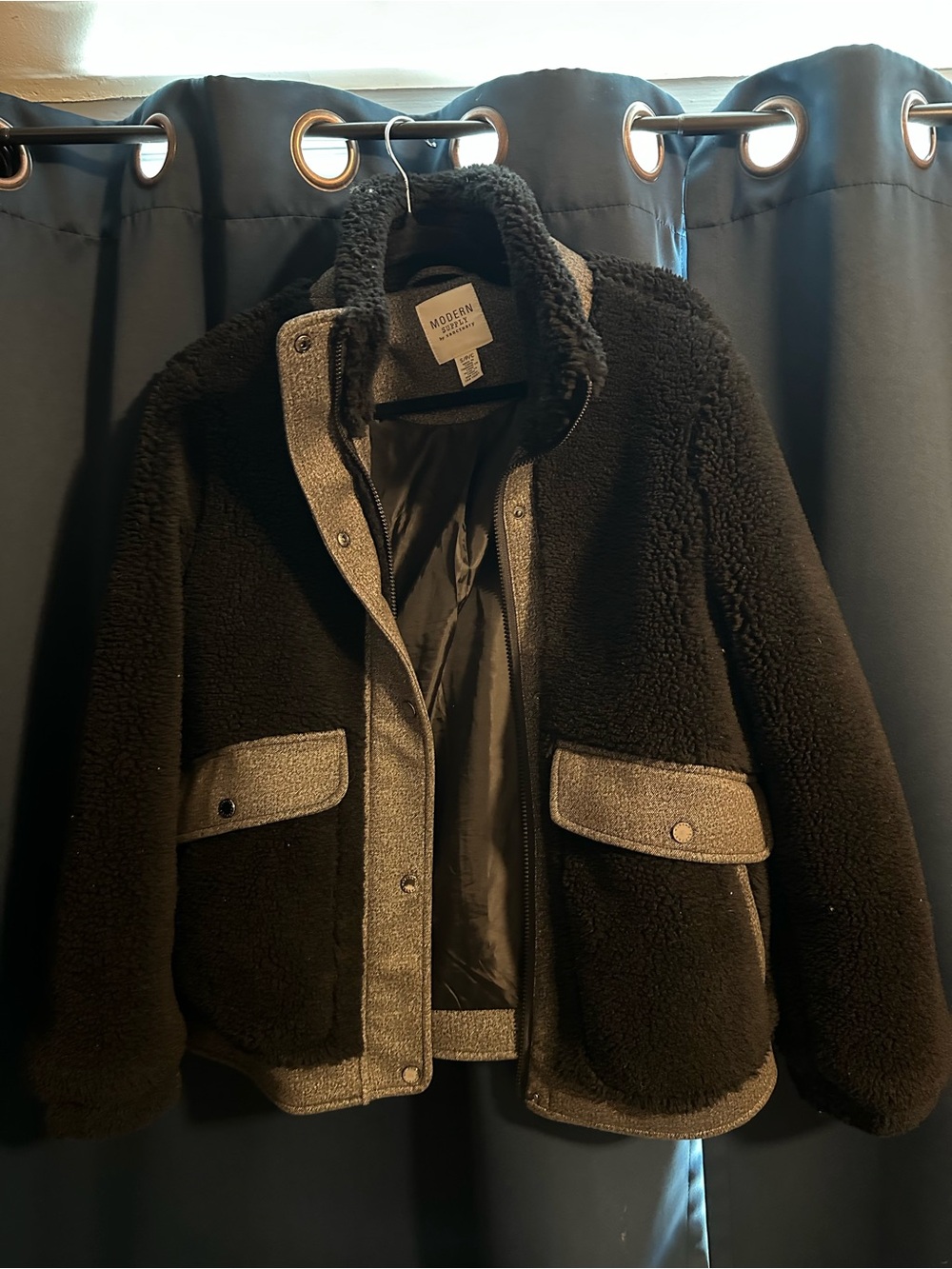 Black Sherpa Jacket with Contrasting Trim